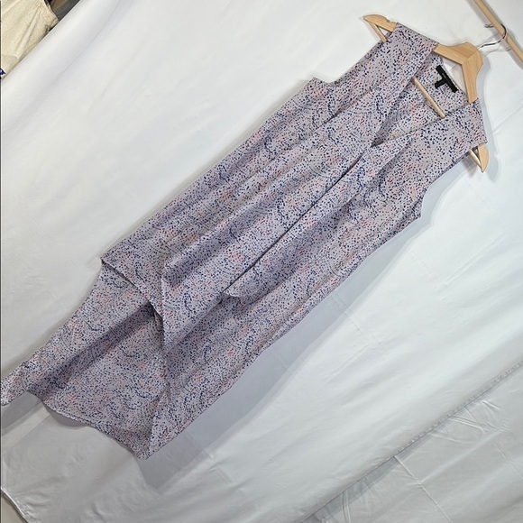 BCBGMaxAzria Dresses & Skirts - 🩴 BCBGMaxAzria Asymmetrical Red and Blue sleeveless V-neck Dress TKJ6243090